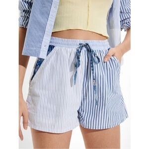 American Eagle AE Clubhouse Short Summer Beachy Stripes Size Large